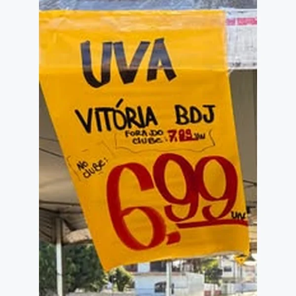 Recorte do encarte de Uva Vitória